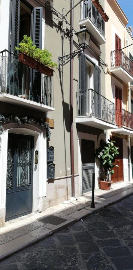 Intendenza 32 Suite Historical Centre Bari Buitenkant foto