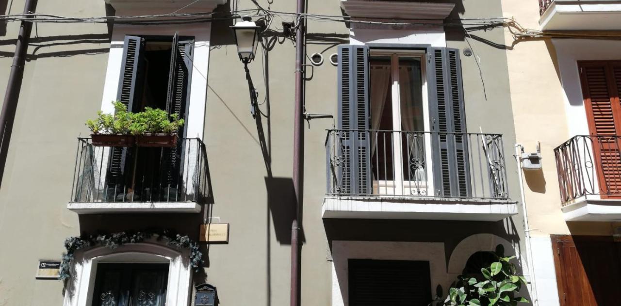 Intendenza 32 Suite Historical Centre Bari Buitenkant foto